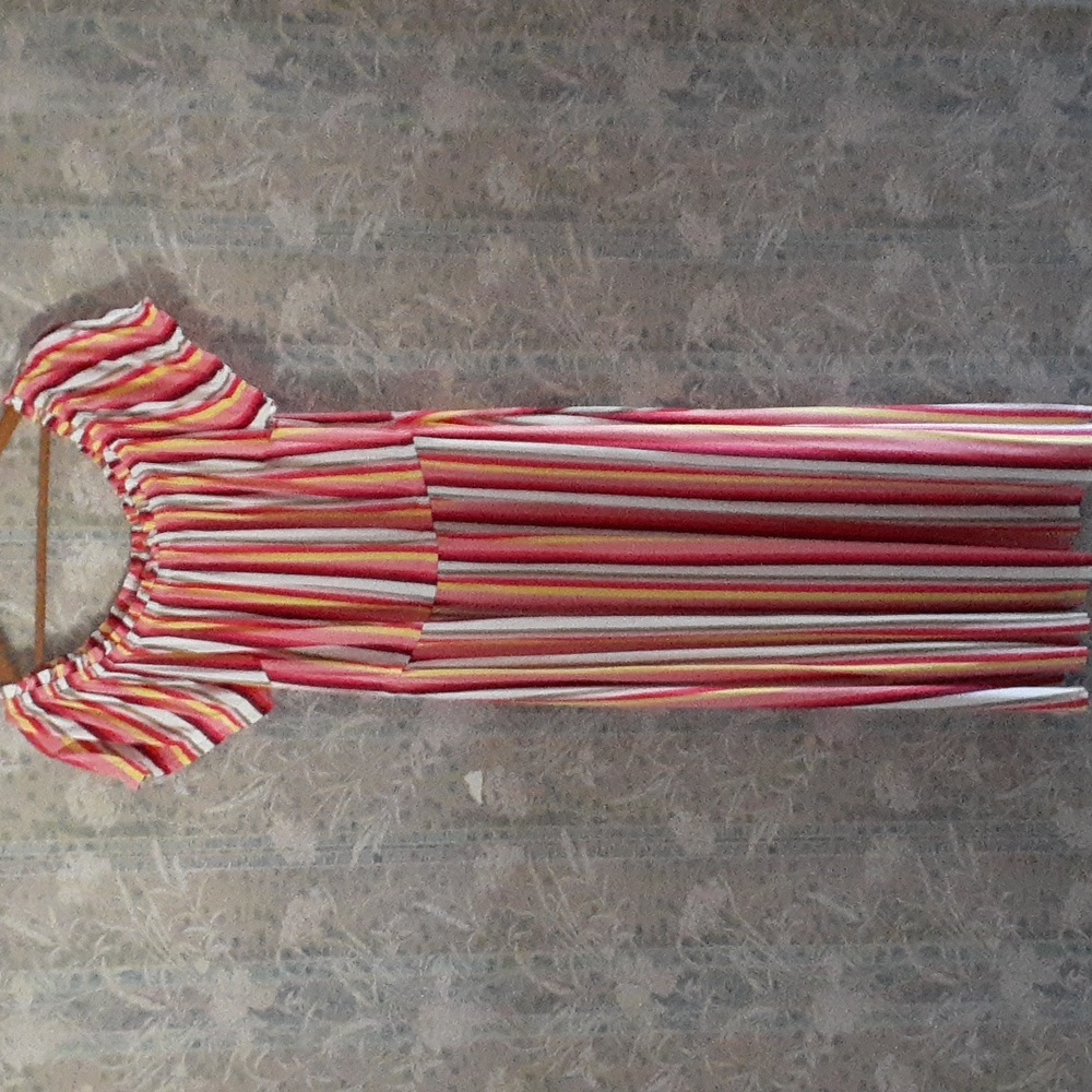 NWT Size 18/20 Lane Bryant Dress D100